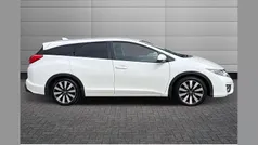 White Used 2015 Honda Civic SR Estate | £8,350 (Fair price)