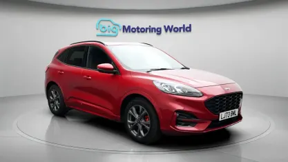 Used Ford Kuga ST-Line 190 HP (139 kW) 2023 Red SUV