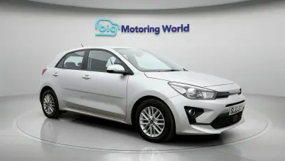 Used Kia Rio 84 HP (61 kW) 2022 Silver Hatchback