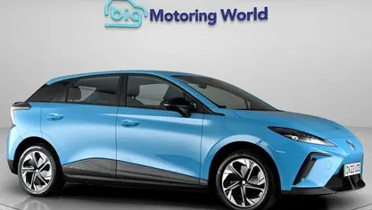 Begagnad MG MG4 EV SE 319 kW (435 HK) 2022 Blå Halvkombi