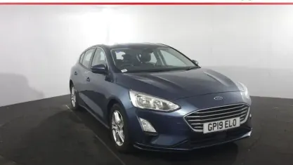 Used Ford Focus Zetec 125 HP (91 kW) 2019 Blue Hatchback