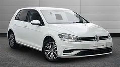 Used 2018 VW Golf VII SE Hatchback | £13,791 (Good price)