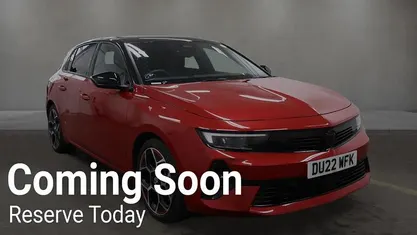 Used Vauxhall Astra GS Line 181 HP (133 kW) 2022 Red Hatchback