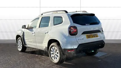 Used Dacia Duster Expression 90 HP (66 kW) 2023 White SUV
