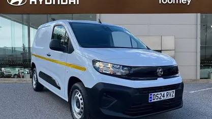 Used Vauxhall Combo 102 HP (75 kW) 2025 MPV