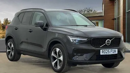 Used 2025 Volvo XC40 Plus SUV | £31,750 (Fair price)