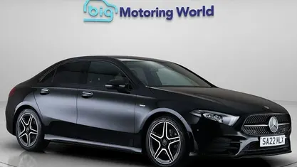 Begagnad Mercedes A180 Executive 136 HK (100 kW) 2022 Svart Sedan