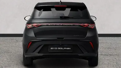 Usado BYD Dolphin Comfort 150 kW (204 HP) 2023 Preto Citadino