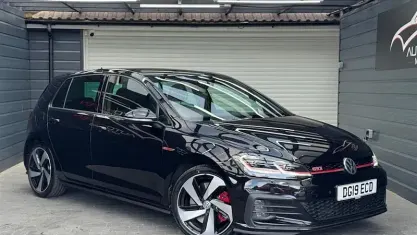 Używany VW Golf VII GTI 245 KM (180 kW) 2019 Czarny Hatchback