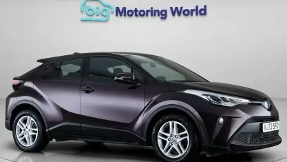 Used Toyota C-HR 122 HP (89 kW) 2022 Purple SUV