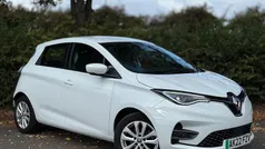 White Used 2022 Renault Rapid Version S Hatchback | £9,880 (Fair price)