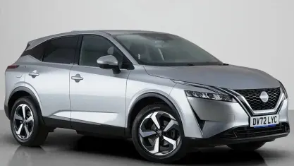 Used Nissan Qashqai N-Connecta 158 HP (116 kW) 2022 Silver SUV