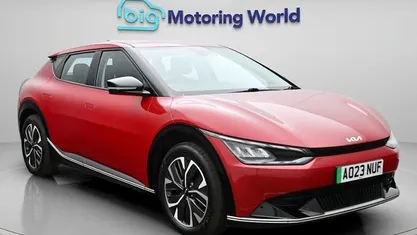 Usado Kia EV6 Air 167 kW (228 HP) 2023 Vermelho SUV