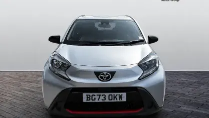 Used Toyota Aygo X PURE 72 HP (52 kW) 2023 Silver SUV