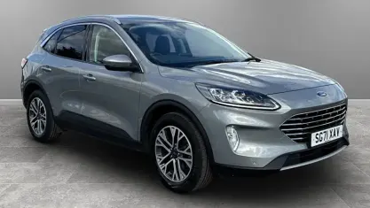 Used Ford Kuga Titanium 150 HP (110 kW) 2020 Silver SUV