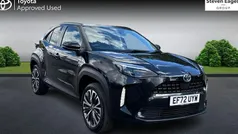 Used 2025 Toyota Yaris Hybrid Estate | £24,295 (Fair price)