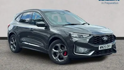 Begagnad Ford Kuga ST-Line 180 HK (132 kW) 2026 Grå SUV