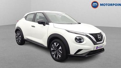 Używany Nissan Juke Acenta Premium 114 KM (83 kW) 2025 Biały SUV