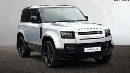Used Land Rover Defender HSE Dynamic 300 HP (220 kW) 2023 Grey SUV