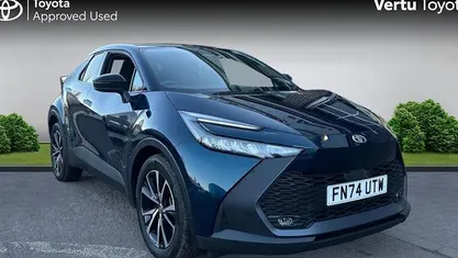 Used Toyota C-HR Design 140 HP (102 kW) 2026 SUV