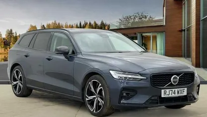 Used 2025 Volvo V60 Ultra Estate | £32,990 (Fair price)