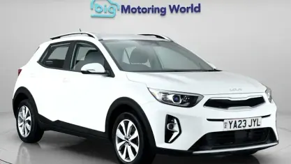 Used Kia Stonic 101 HP (74 kW) 2023 White SUV