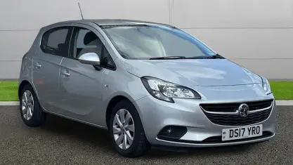 Begagnad Vauxhall Corsa Design Edition 75 HK (55 kW) 2017 Silver Halvkombi