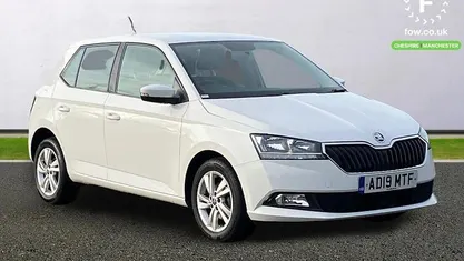 Used Skoda Fabia SE 75 HP (55 kW) 2019 White Hatchback