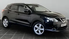 Black Used 2016 Nissan Qashqai N-Connecta SUV | £5,995 (Good price)