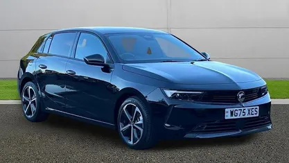 Used 2025 Vauxhall Astra Hatchback | £19,499 (Super price)