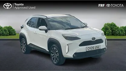 Used 2025 Toyota Yaris Hybrid Design Estate | £24,155 (Fair price)