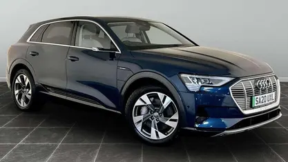 Used 2020 Audi e-tron Comfort SUV | £17,295 (Super price)