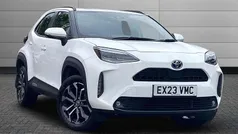 White Used 2023 Toyota Yaris Cross Design SUV | £20,495 (Fair price)