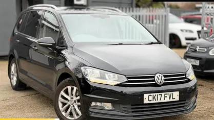 Used VW Touran Family 150 HP (110 kW) 2017 Black MPV