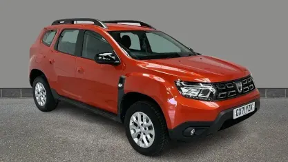 Used Dacia Duster Comfort 90 HP (66 kW) 2021 Orange SUV