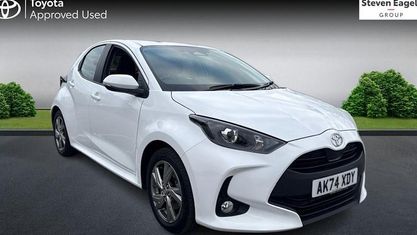 Gebraucht Toyota Yaris Hybrid 116 PS (85 kW) 2025 Kleinwagen