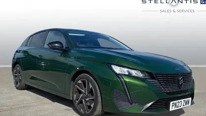 Used Peugeot 308 Allure Premium 131 HP (96 kW) 2023 Hatchback