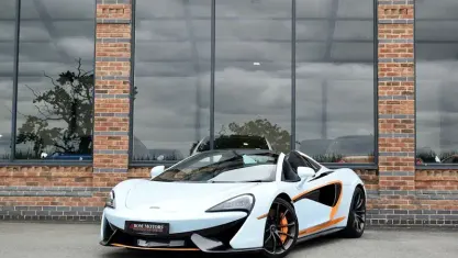Used McLaren 570S 570 HP (419 kW) 2018 White Cabriolet