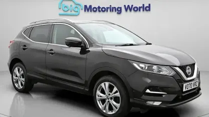 Gebraucht Nissan Qashqai N-Connecta 140 PS (102 kW) 2020 Schwarz SUV