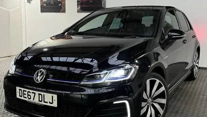 Used 2020 VW Golf VII Advance Hatchback | £13,290 (Fair price)