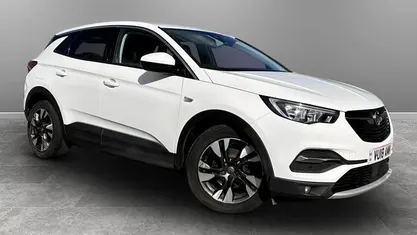 Used Vauxhall Grandland X Sport 120 HP (88 kW) 2018 SUV