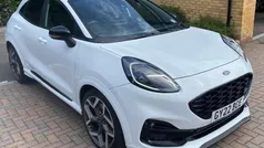 White Used 2022 Ford Puma ST Hatchback | £16,995 (Fair price)