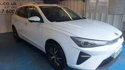 Used MG MG5 EV Trophy 114 kW (156 HP) 2022 White Estate