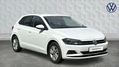 Pure white Used 2019 VW Polo SE Hatchback | £11,550 (Fair price)