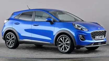 Käytetty Ford Puma Titanium 155 HP (114 kW) 2023 Sininen Katumaasturi