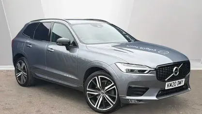 Usado Volvo XC60 R-Design 300 HP (220 kW) 2021 SUV