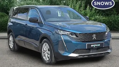 Used Peugeot 5008 Active+ 131 HP (96 kW) 2023 Blue SUV