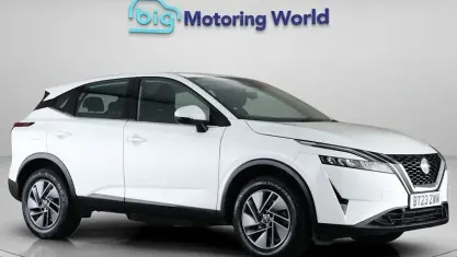Used Nissan Qashqai Acenta Premium 158 HP (116 kW) 2023 White SUV