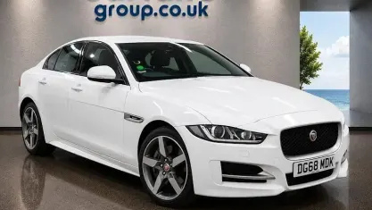 Used Jaguar XE R-Sport 180 HP (132 kW) 2018 White Sedan