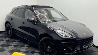 Usado Porsche Macan Turbo 400 HP (294 kW) 2016 Preto SUV